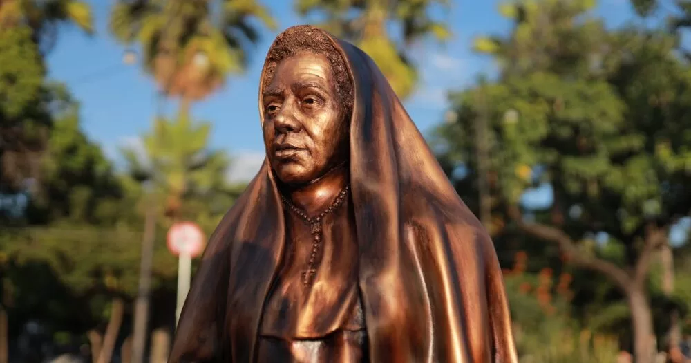 No-dia-da-Mulher-Negra-Latino-Americana-e-Caribenha-conheca-um-pouco-da-historia-da-Beata-Maria-de-Araujo-aspect-ratio-40-21