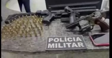 Submetralhadora-e-mais-3-armas-sao-apreendidas-em-Jucas-aspect-ratio-40-21