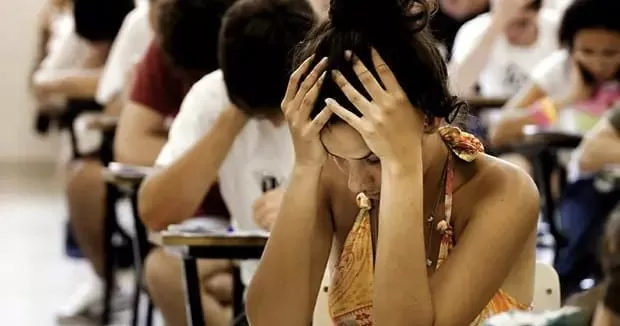 Camara-Municipal-de-Juazeiro-do-Norte-cancelara-inscricao-de-estudantes-que-faltaram-as-aulas-do-PadimVest-aspect-ratio-40-21