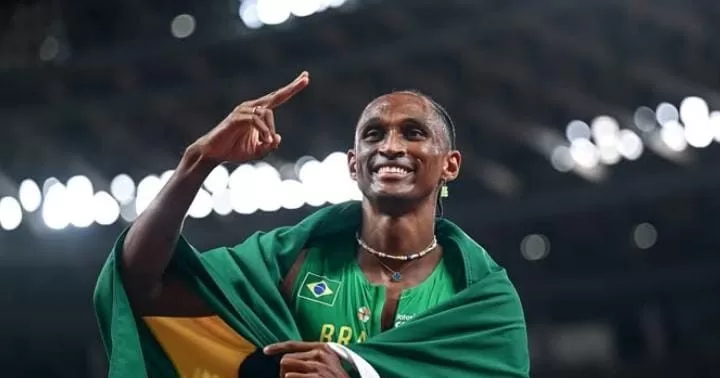 Brasileiro-Alison-dos-Santos-conquista-prata-no-Mundial-de-Atletismo-em-Toquio-aspect-ratio-40-21