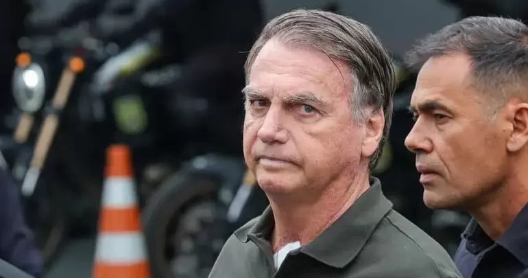 TRF-4-condena-Bolsonaro-a-pagar-R-1-milhao-por-racismo-aspect-ratio-40-21