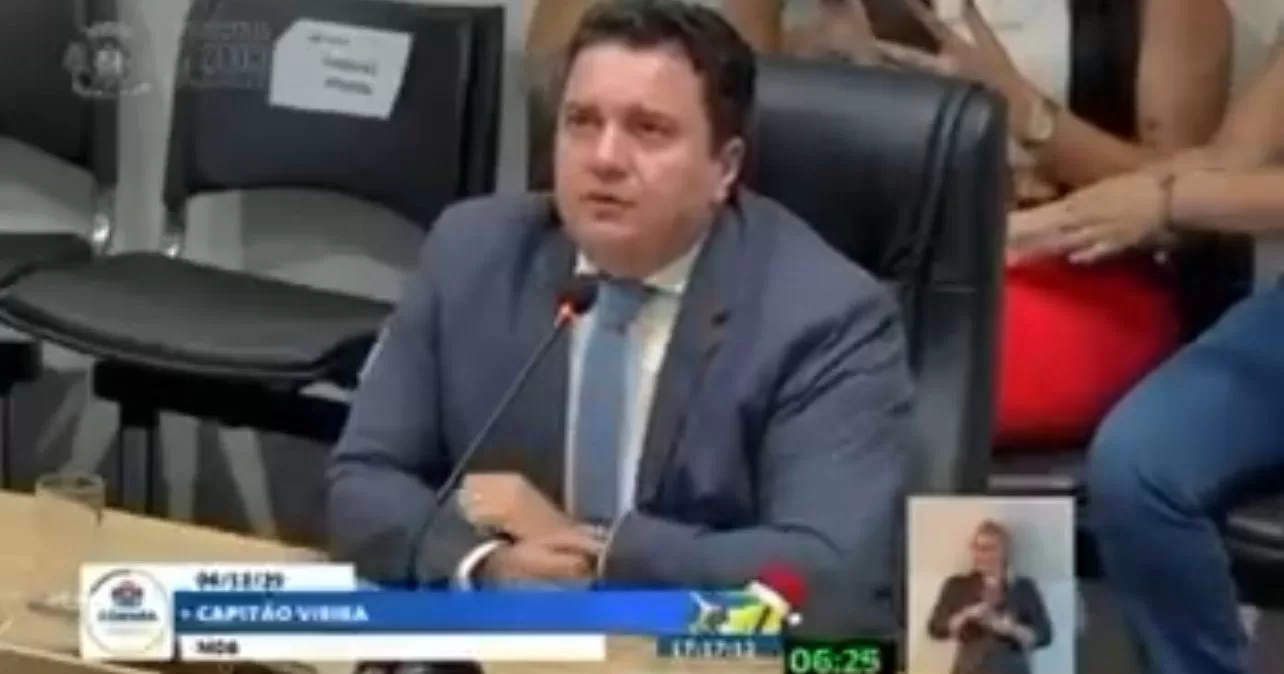 Vereador-Capitao-Vieira-volta-a-atacar-gestores-e-chama-presidente-do-previjuno-de-cachorrinho-de-balaio-durante-sessao-na-camara-de-Juazeiro-do-Norte-aspect-ratio-40-21