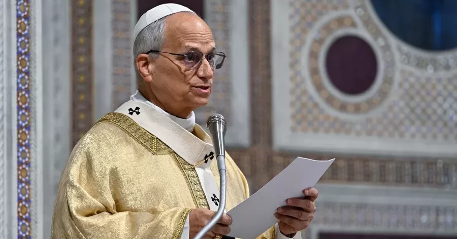PONTIFECE-aspect-ratio-40-21