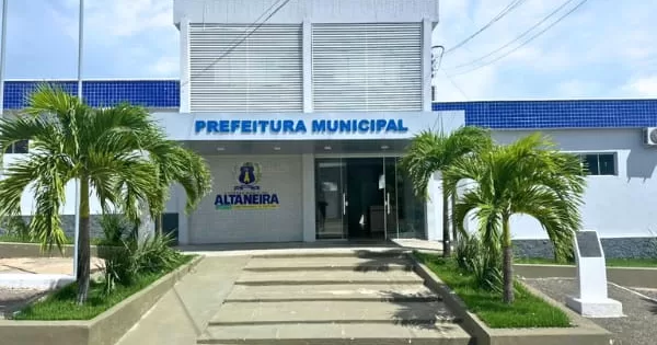 Altaneira-abre-selecao-publica-com-salarios-de-ate-R-13-mil-aspect-ratio-40-21