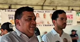 Davi-de-Raimundao-cumpre-agenda-de-campanha-em-Mauriti-e-se-reune-com-liderancas-politicas-aspect-ratio-40-21