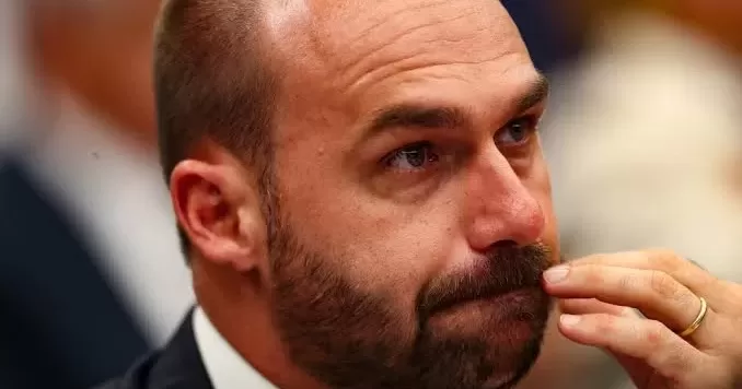 Eduardo-Bolsonaro-aspect-ratio-40-21