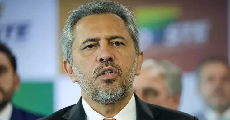 Elmano-de-Freitas-e-o-candidato-ao-Governo-do-Ceara-mais-rejeitado-entre-os-cearenses-aponta-pesquisa-Parana-aspect-ratio-40-21