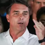Flávio Bolsonaro e família deixam Equador em voo rumo aos EUA, diz governo argentino