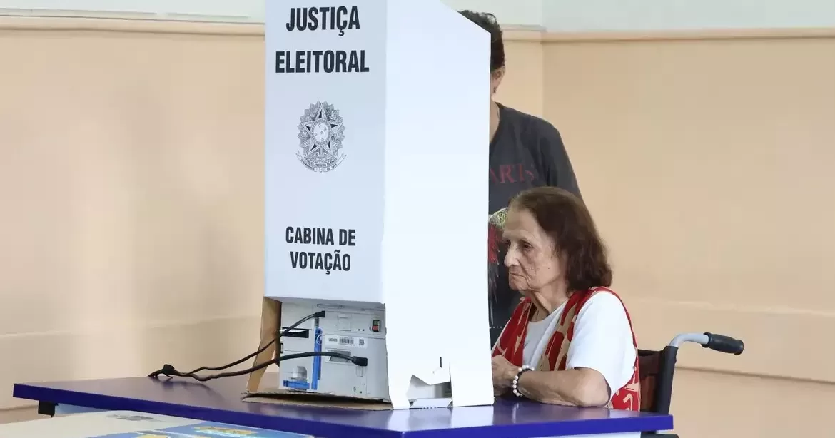 Justica-Eleitoral-autoriza-mudanca-de-mais-de-4-mil-locais-de-votacao-aspect-ratio-40-21